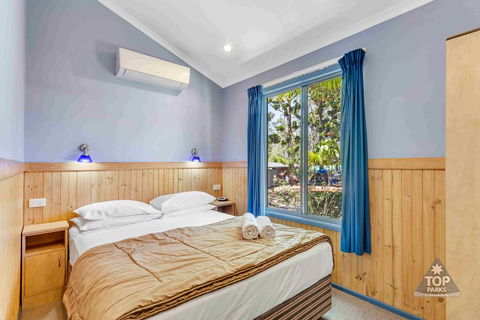 Lake Tinaroo Holiday Park - Accommodation Europe 1