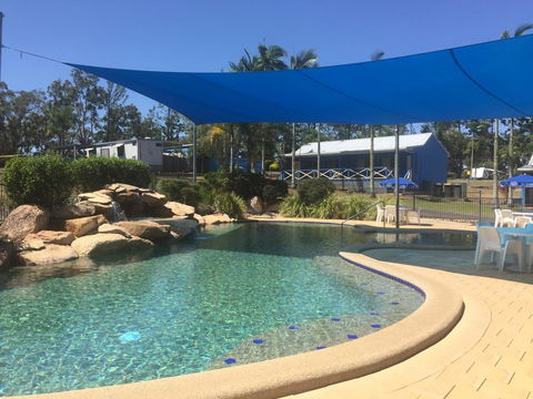 Lake Tinaroo Holiday Park - Accommodation Europe 0