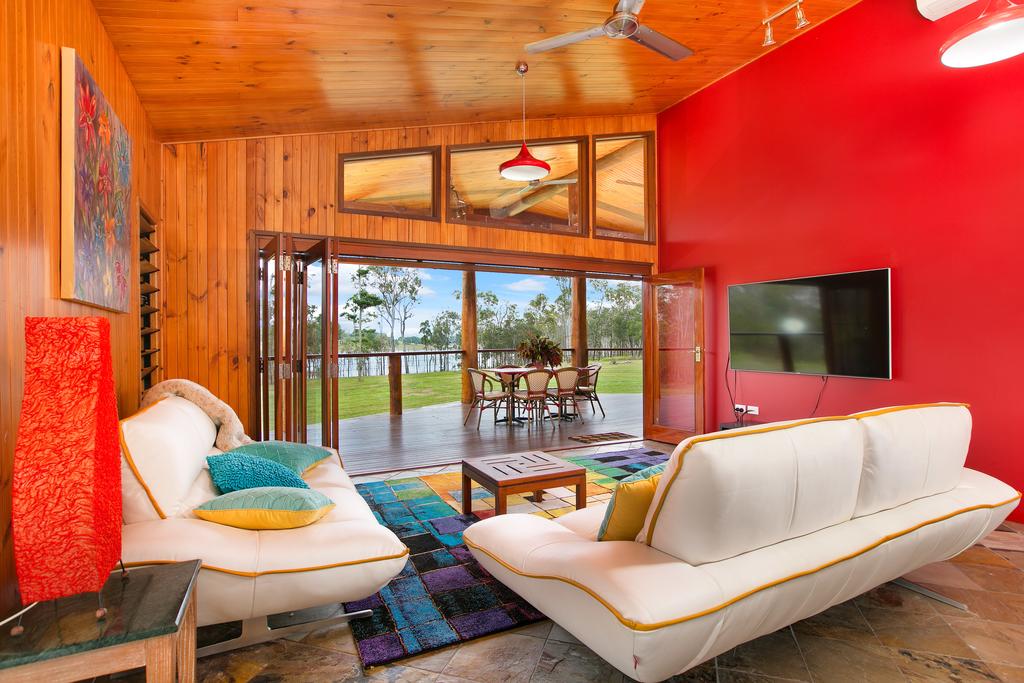 Barrine ACT Accommodation Europe