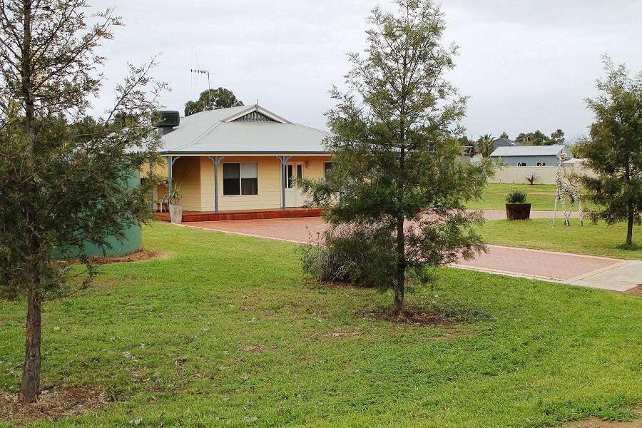 Sea Lake ACT Tourism Bookings