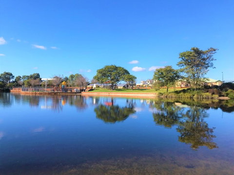 Lakeside Fun House Near The Swan Valley - Events Australia 2