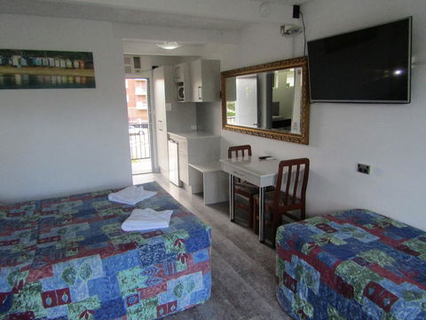 Le George Motel - Accommodation Europe 1