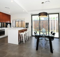 Lewis Street Apartments by Kirsten Serviced Accommodation - Events Australia