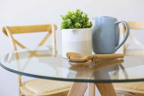 Light, Bright And Spacious Unit Close To Beaches - Events Australia 2