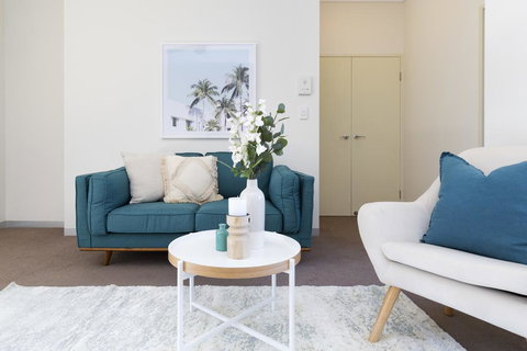 Light, Bright And Spacious Unit Close To Beaches - Events Australia 1