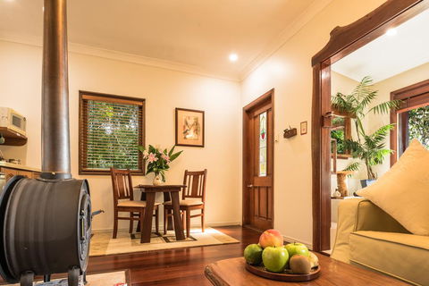 Lillypilly's Cottages & Day Spa - Events Australia 3