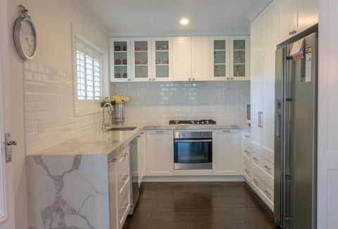 Luxurious Hampton Style 3 Bedroom House - Events Australia 2