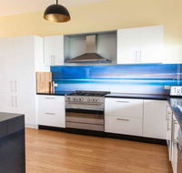 Luxurious Waterfront 10 minutes drive to Phillip Island sleeps 12 - Events Australia