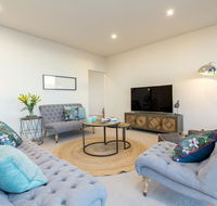 Luxury Four Bedroom Apartment - Tourism Bookings