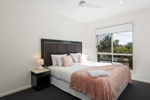 Luxury Home Close To Sleemans, QE2 Hospital & Griffith Uni - Events Australia 2