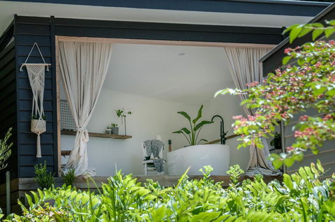 Magnolias On Mernda - Events Australia 2