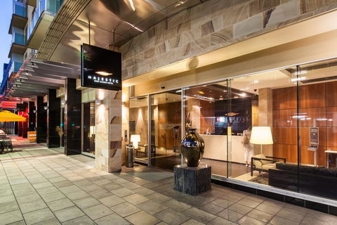 Majestic Roof Garden Hotel - Events Australia 3