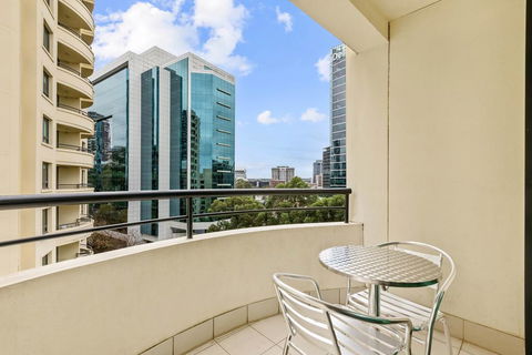Mantra Parramatta - Tourism Bookings 1