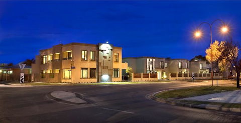 May Park Executive Apartments - Events Australia 0