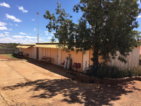 Meekatharra Hotel - Events Australia 1
