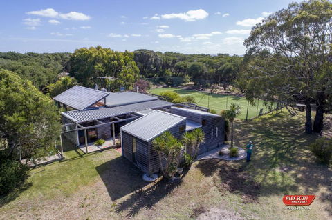 Melaleuca Retreat - Tourism Bookings 2