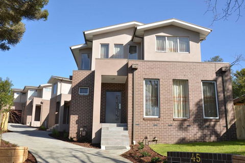 Melbourne Luxury Villa At Doncaster - Tourism Bookings 2