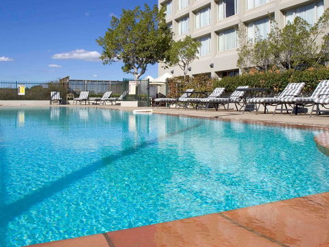 Mercure Sydney Parramatta - Tourism Bookings 3