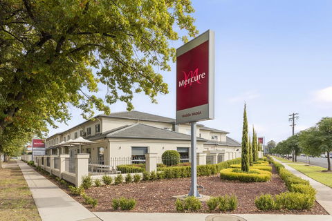 Mercure Wagga Wagga - Tourism Bookings 3
