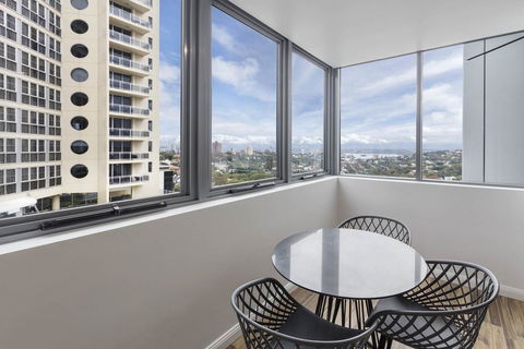 Meriton Suites Bondi Junction - Accommodation Europe 3