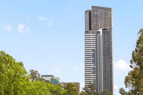 Meriton Suites Church Street, Parramatta - Tourism Bookings 1