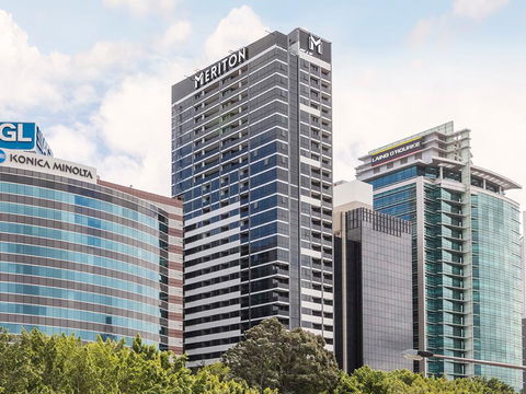Meriton Suites North Sydney - Tourism Bookings 1