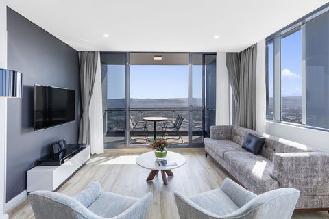 Meriton Suites Southport - Events Australia 0