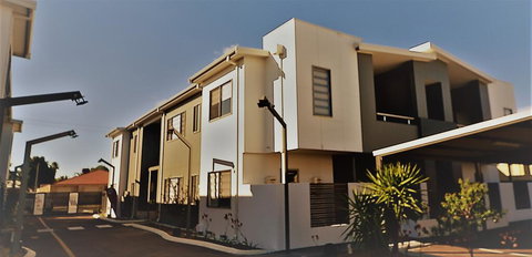 MERRIFIELD Foothill Suites - RELAXING LIFETYLE CHOICE - Events Australia 3