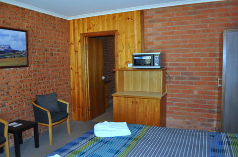 Merrijig Motor Inn - Tourism Bookings 2