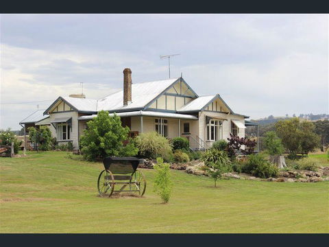 Merton Manor - Tourism Bookings 0