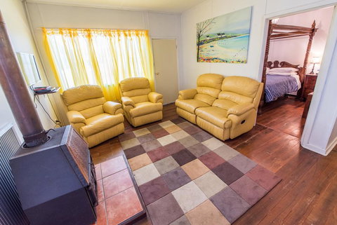 Miramar Cottage - Events Australia 2