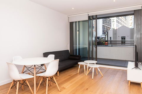 Modern Apartment In The Heart Of The Sydney CBD - Tourism Bookings 0