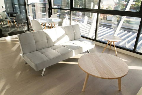Modern Light-Filled 1 Bed In South Melbourne - Tourism Bookings 0