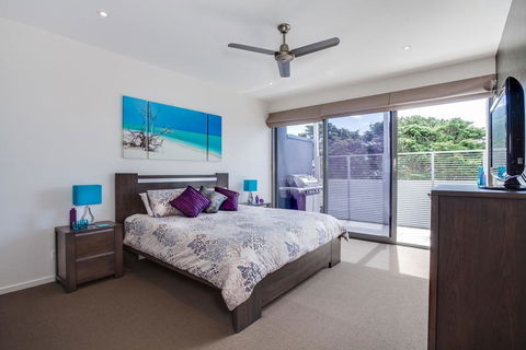 Modern McCrae Beauty - Events Australia 3
