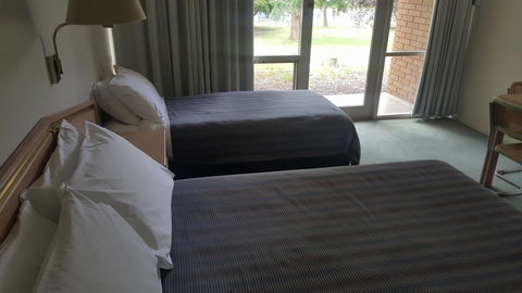 Moe Parklands Motel - Tourism Bookings 0