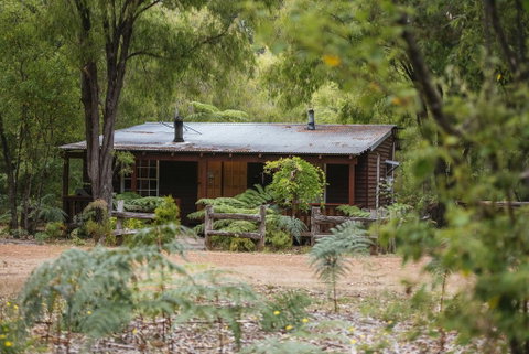 Mudstone Spa Retreat - Tourism Bookings 3