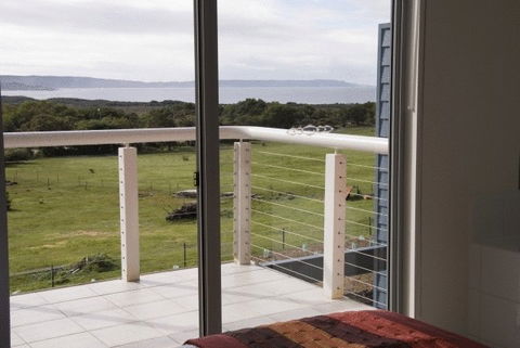Cosy Corner Sea View Apartments - Events Australia 9