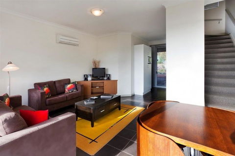 Cosy Corner Sea View Apartments - Events Australia 14