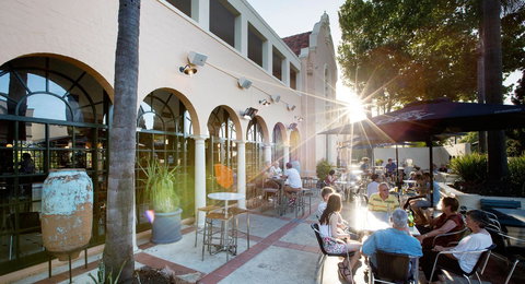 Captain Stirling Hotel - Events Australia 19