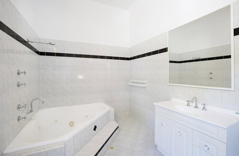 Captain Stirling Hotel - Events Australia 9