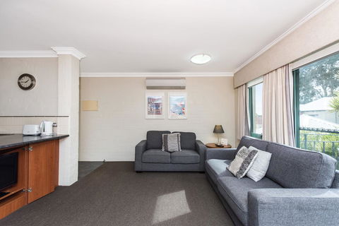 Subiaco Village 20 - Events Australia 4