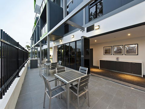 Quest Rockingham - Tourism Bookings 6