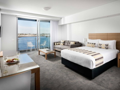 Be. Fremantle - Tourism Bookings 21
