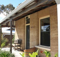 Hotham Ridge Winery and Cottages - Events Australia