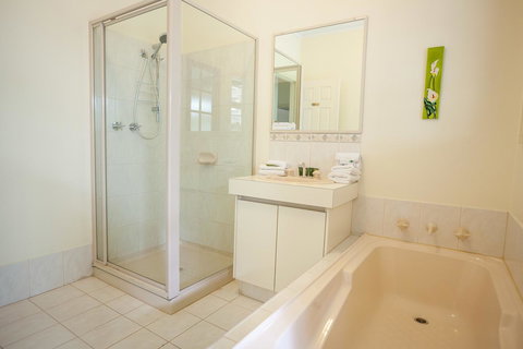 Riverglen Chalets - Events Australia 23