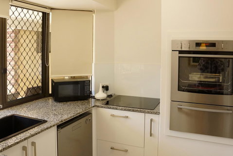 Suffolk House - Tourism Bookings 10