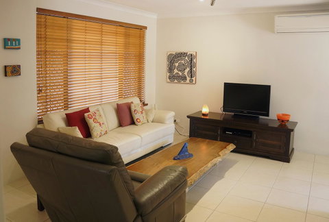 Suffolk House - Tourism Bookings 6