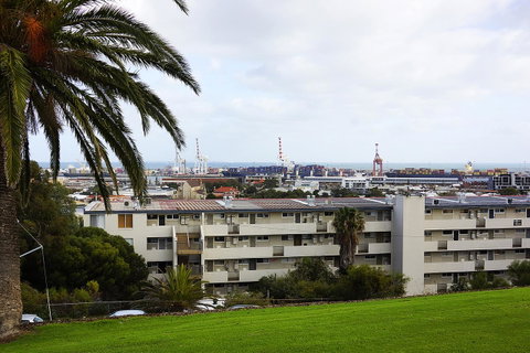 Studio 208 With Ocean Views - Tourism Bookings 24