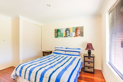 Seatrees Accommodation - Tourism Bookings 12