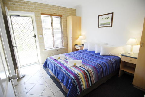 Esperance Central Accommodation - Events Australia 41